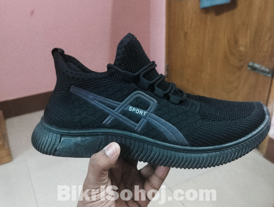 Sneaker